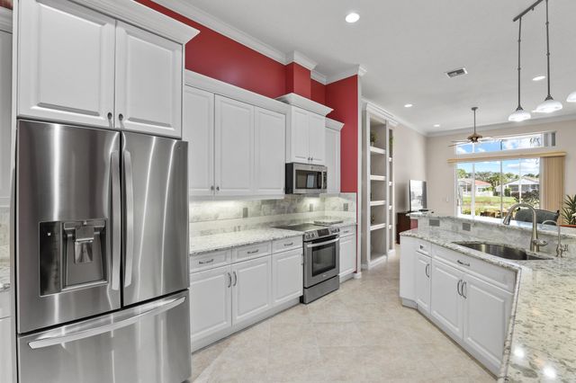 6657 Pavone Street, Lake Worth, FL 33467