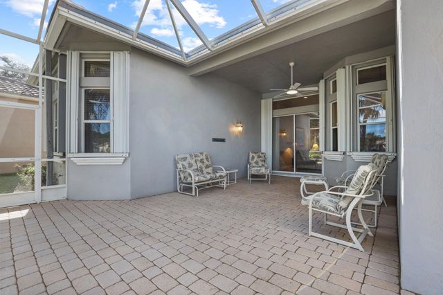 6657 Pavone Street, Lake Worth, FL 33467