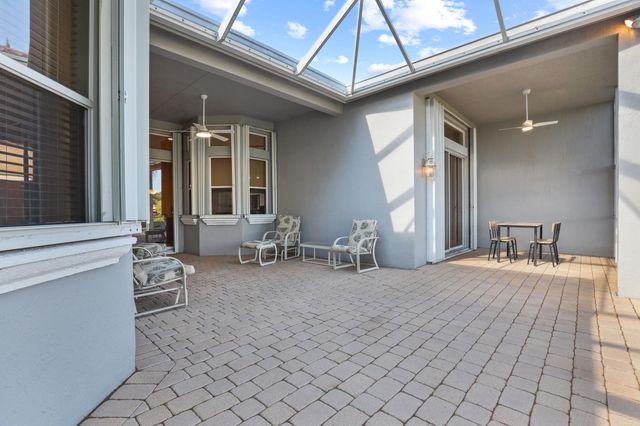 6657 Pavone Street, Lake Worth, FL 33467