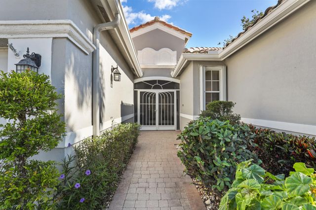 6657 Pavone Street, Lake Worth, FL 33467