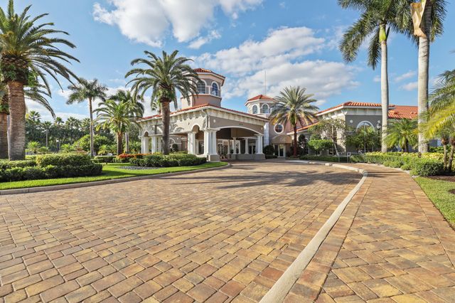 6657 Pavone Street, Lake Worth, FL 33467