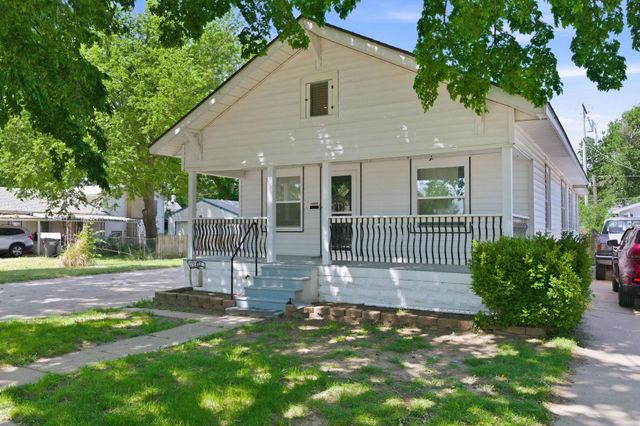 217 N Vine St, Wichita, KS 67203