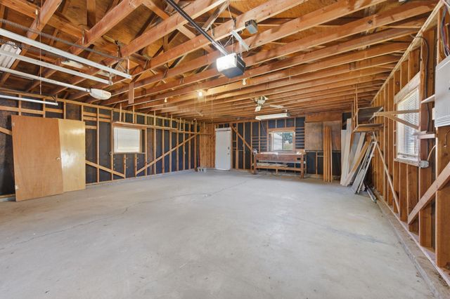 217 N Vine St, Wichita, KS 67203