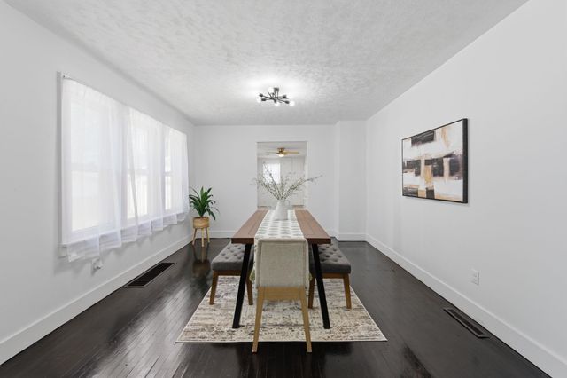 217 N Vine St, Wichita, KS 67203