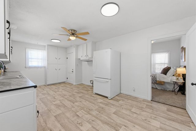217 N Vine St, Wichita, KS 67203