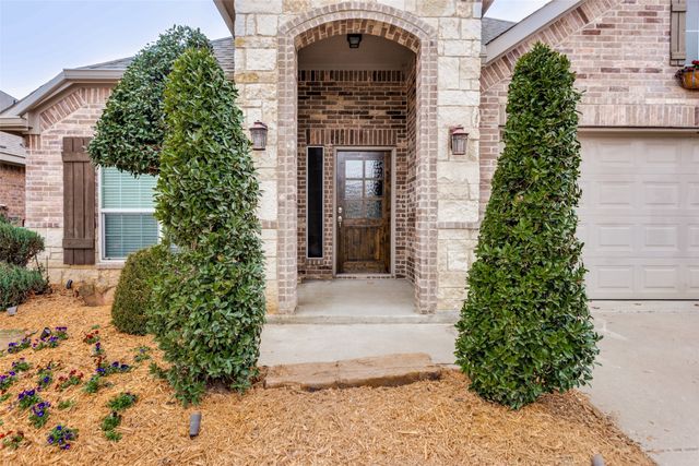 11824 Bellegrove Road, Burleson, TX 76028