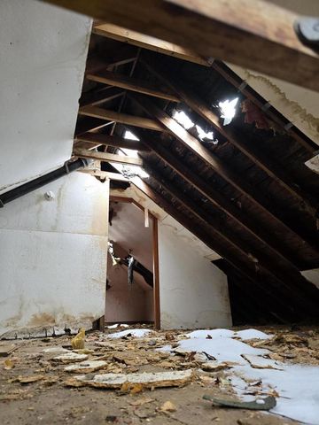 8600 W Fond Du Lac AVENUE, Milwaukee, WI 53225