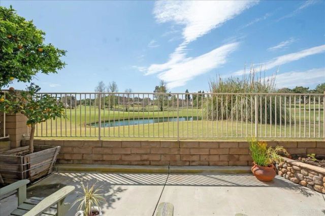 919 Wentworth Circle, Vista, CA 92081