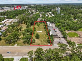 501 Fm 517 Rd E, Dickinson, TX 77539