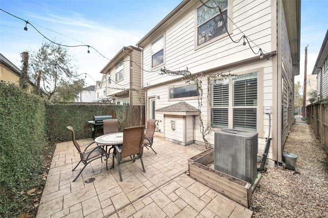 5309 Larkin Street A, Houston, TX 77007