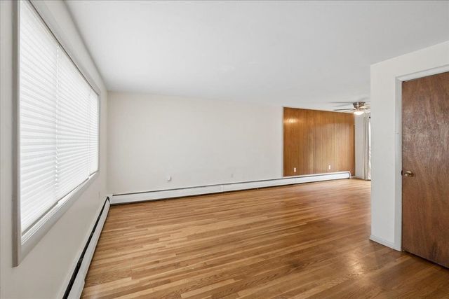 5 Oliver Drive, Hudson, NH 03051