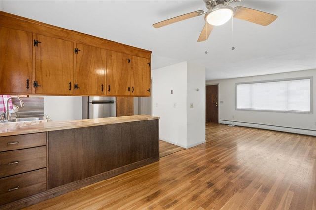 5 Oliver Drive, Hudson, NH 03051