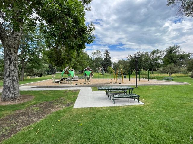 2082 19th Ave, Greeley, CO 80631