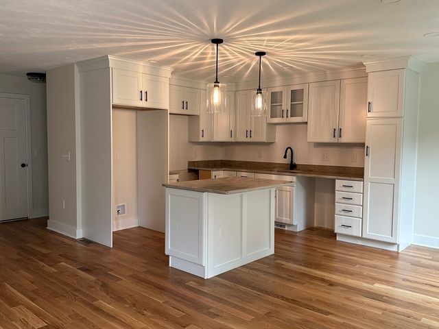 9 Leo's Way 0, Sterling, MA 01564