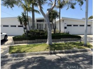 6109 S La Cienega Blvd, Los Angeles, CA 90056