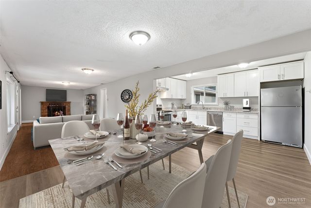 10219 Barnes Lane S, Tacoma, WA 98444