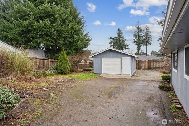 10219 Barnes Lane S, Tacoma, WA 98444