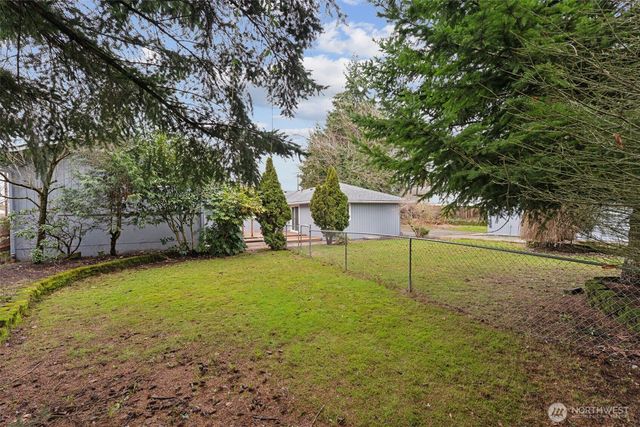 10219 Barnes Lane S, Tacoma, WA 98444