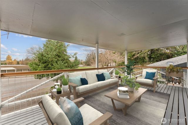 10219 Barnes Lane S, Tacoma, WA 98444