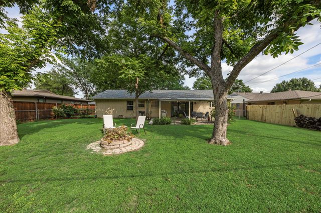 13835 Pyramid Drive, Farmers Branch, TX 75234