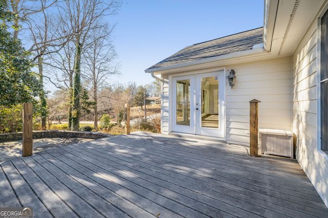 605 Chenocetah Drive, Cornelia, GA 30531