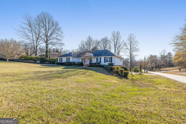 605 Chenocetah Drive, Cornelia, GA 30531