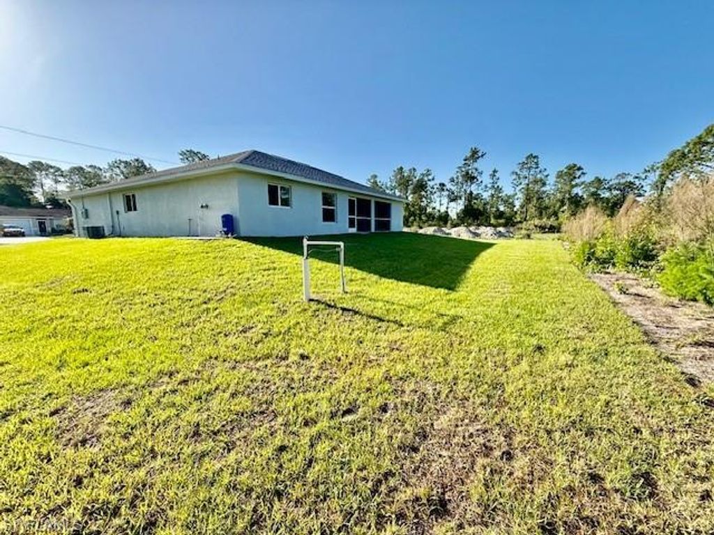 1017 Maple AVE N, LEHIGH ACRES, FL 33972 — photo 3