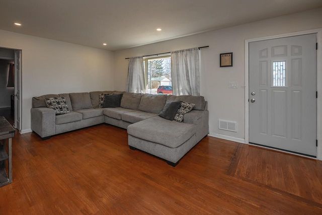 5151 N 83rd STREET, Milwaukee, WI 53218