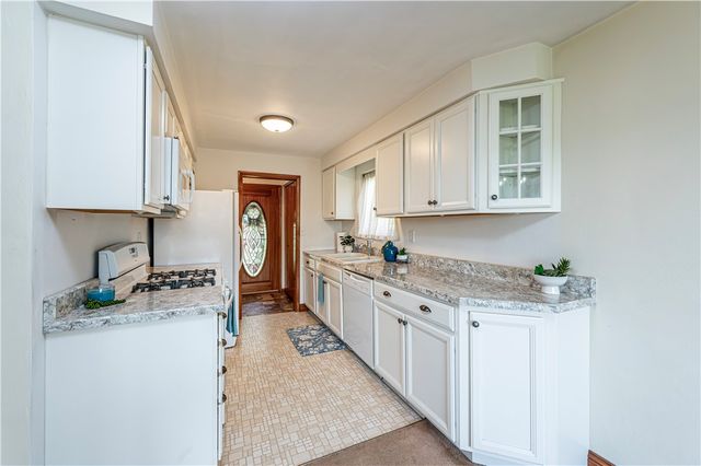 129 FRANKLIN DRIVE, City Of Greensburg, PA 15601