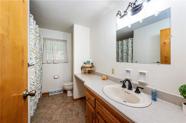 129 FRANKLIN DRIVE, City Of Greensburg, PA 15601