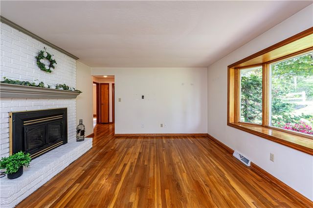 129 FRANKLIN DRIVE, City Of Greensburg, PA 15601