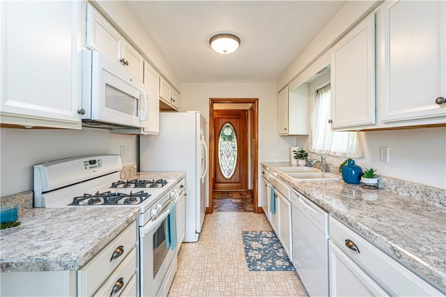 129 FRANKLIN DRIVE, City Of Greensburg, PA 15601