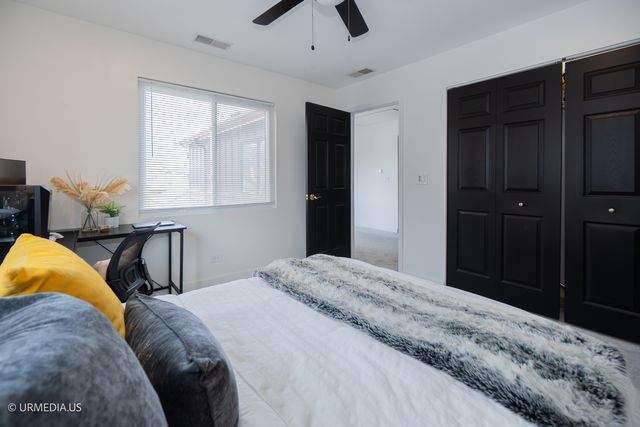 7100 N SIOUX Avenue, Chicago, IL 60646