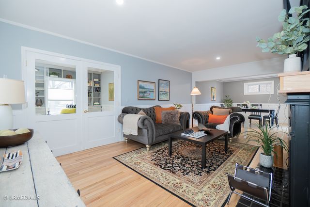 7100 N SIOUX Avenue, Chicago, IL 60646