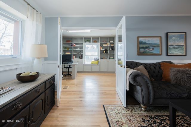 7100 N SIOUX Avenue, Chicago, IL 60646