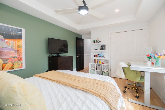 7100 N SIOUX Avenue, Chicago, IL 60646