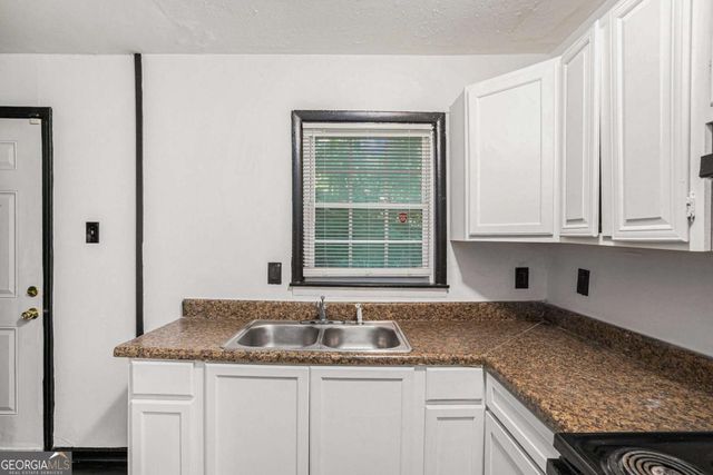 836 Bolton Road, Atlanta, GA 30331