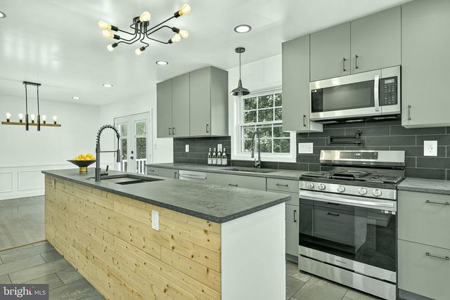 14208 N GATE DR, Silver Spring, MD 20906