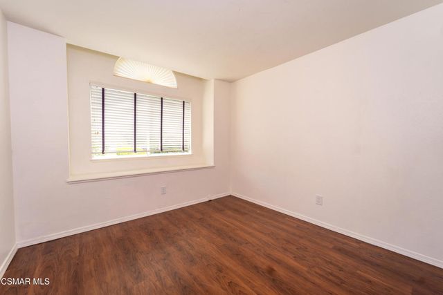 275 Ridgeton Lane B, Simi Valley, CA 93065
