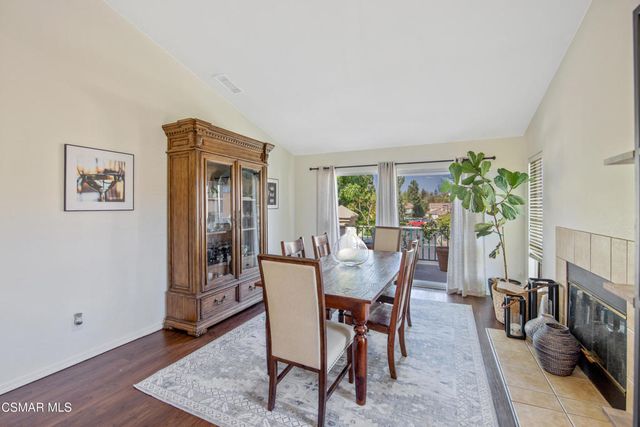 275 Ridgeton Lane B, Simi Valley, CA 93065