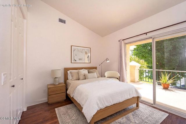275 Ridgeton Lane B, Simi Valley, CA 93065