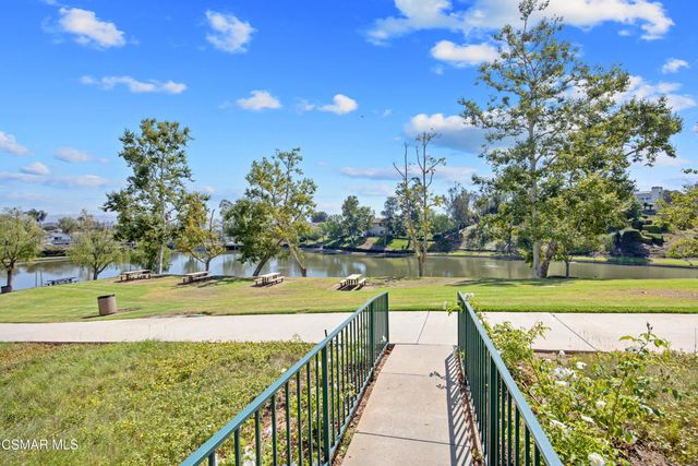 275 Ridgeton Lane B, Simi Valley, CA 93065