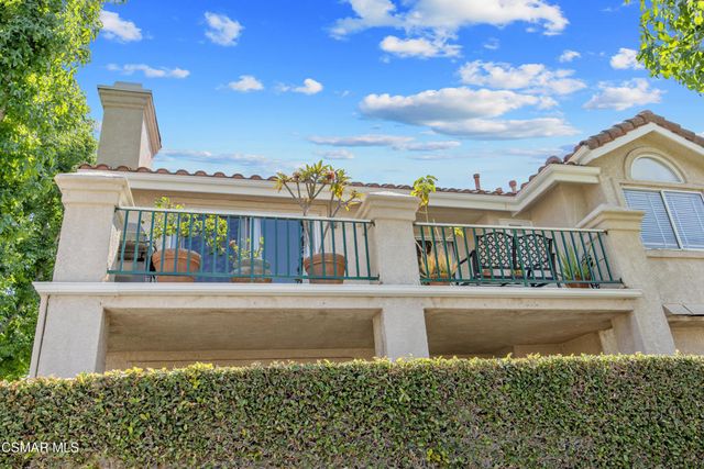 275 Ridgeton Lane B, Simi Valley, CA 93065