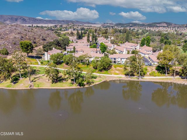 275 Ridgeton Lane B, Simi Valley, CA 93065