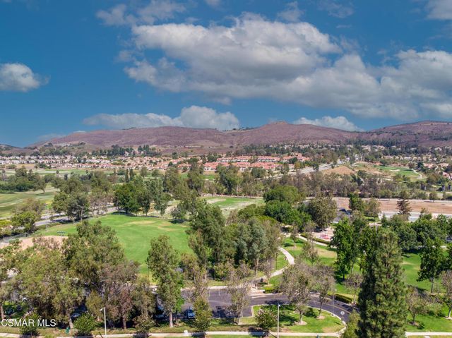 275 Ridgeton Lane B, Simi Valley, CA 93065