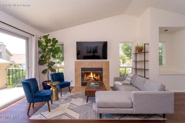 275 Ridgeton Lane B, Simi Valley, CA 93065