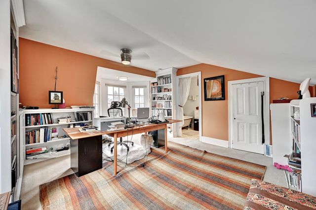 18 W 8th Street, Newport, KY 41071