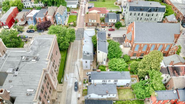 18 W 8th Street, Newport, KY 41071