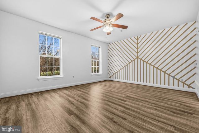 4110 POTOMAC HIGHLANDS CIR, Triangle, VA 22172