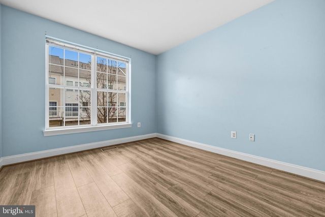 4110 POTOMAC HIGHLANDS CIR, Triangle, VA 22172